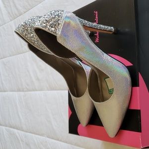 Michael Antonio Leje-Glit Silver Glitter Stilleto Pumps